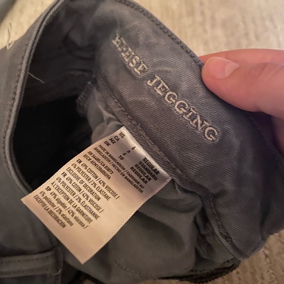 American Eagle Hi-Rise Jeggings size 6 in grey - Picture 5 of 5